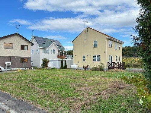 静かな自然あふれた安平町(土地)