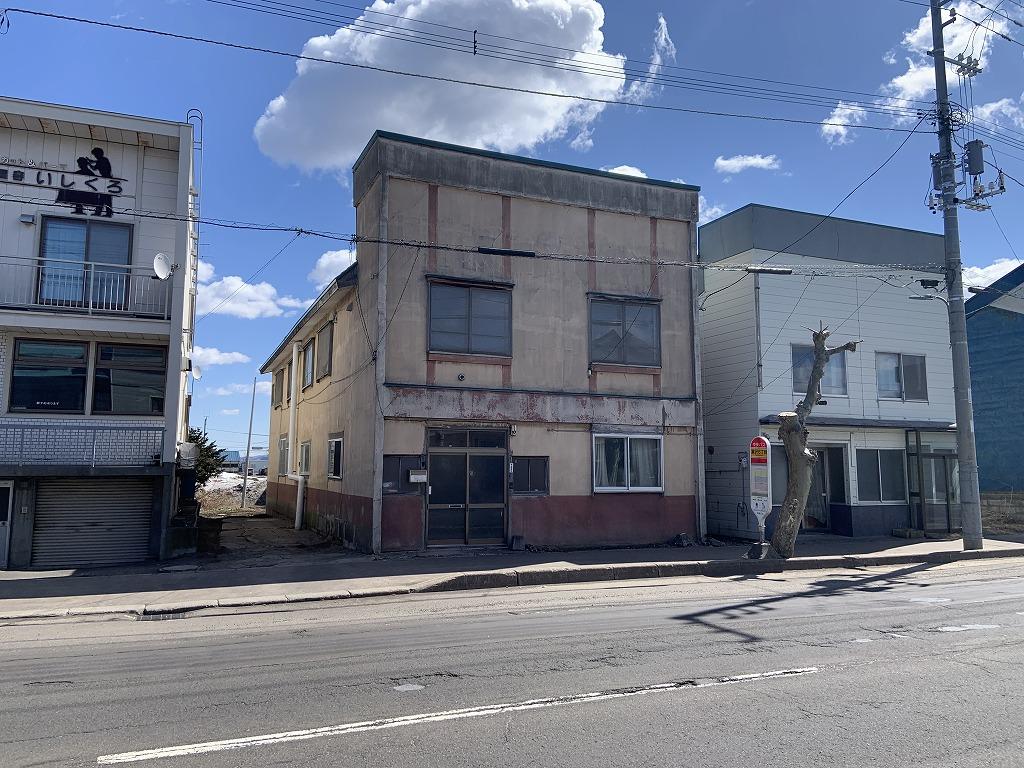 【余市町】富沢町6丁目・土地 土地面積:127坪超 緑豊かな閑静な住宅街