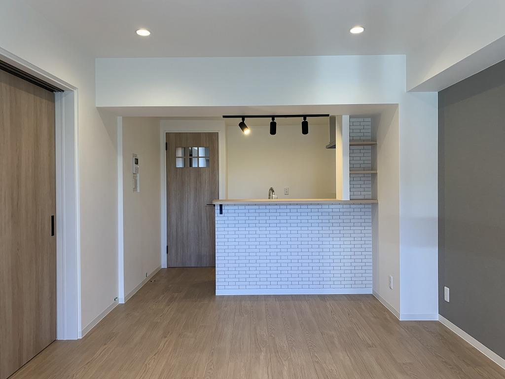 背面キッチンを対面オープンキッチンへ。家族との会話が増えそうです!