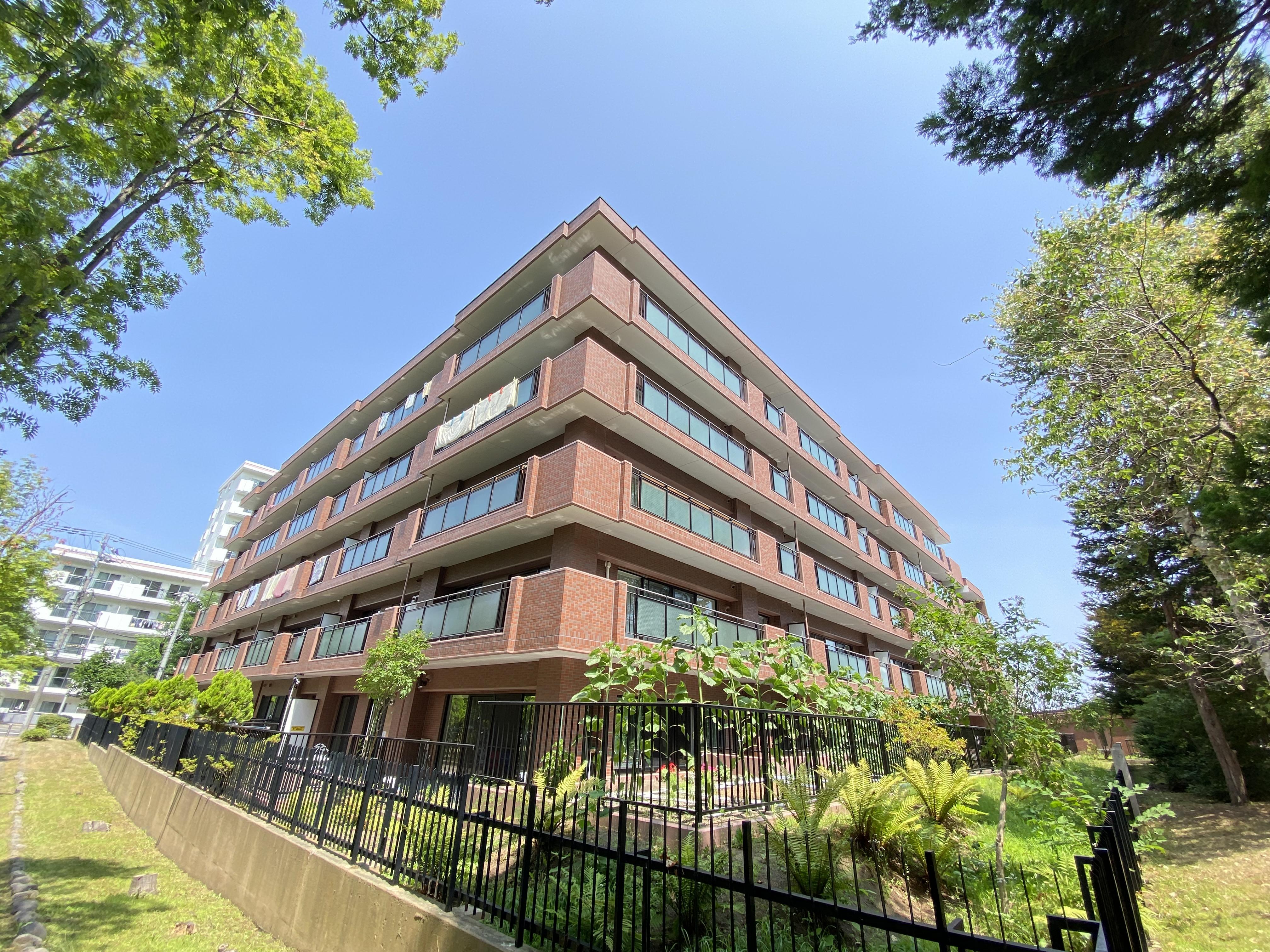 ラピス平岸天神山ヒルズ