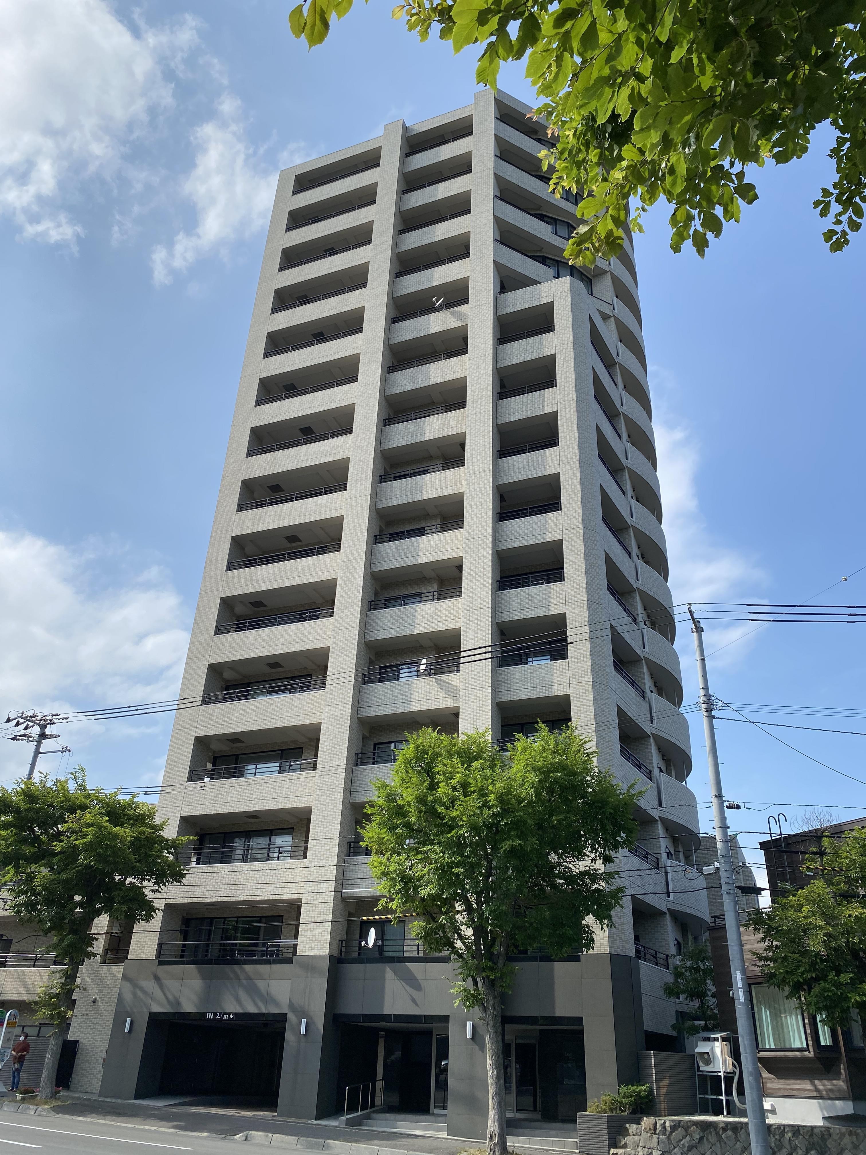 ラピス神宮外苑グランヒルタワー